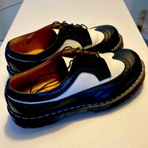 Dr. Martens wing tips. Black and White size 11